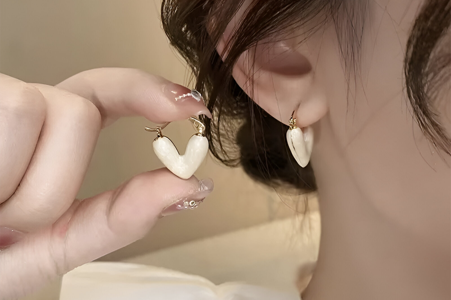 Cute Heart Dangle Earrings