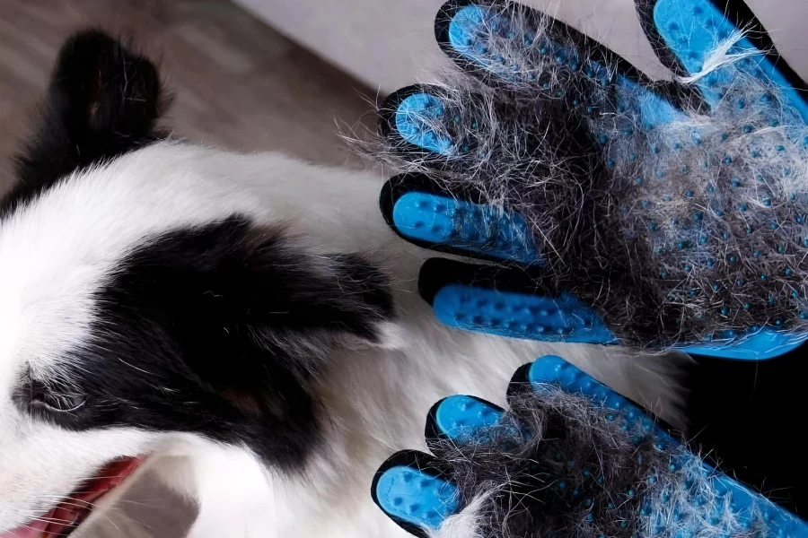 Multi-Functional Pet Grooming Glove