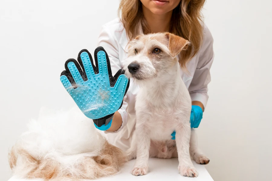 Pet Massage and Grooming Glove