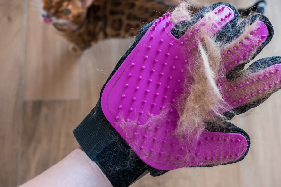 Pet Massage and Grooming Glove