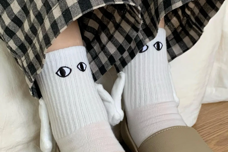 Attractive Cartoon Eye Socks for Couples